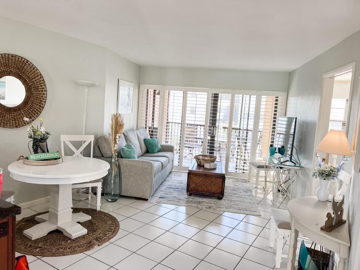 Knot A Care Remodeled Direct Water Access Condo With Ocean And Pool Views Now Sleeps Six Marco Island Eksteriør billede
